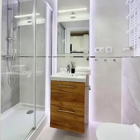 Lägenhet Apartament Paul's Place Plac Wolnosci 6 *